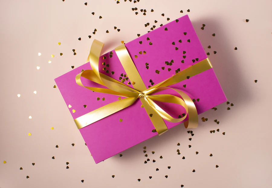 Rigid gift box with lid produced for premium retail